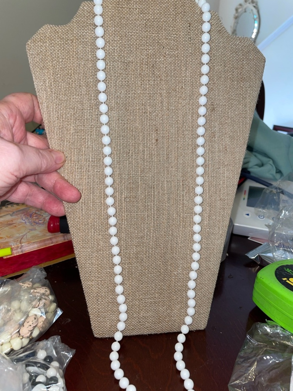 Elegant White Beaded 18” Necklace - Women Jewelry
